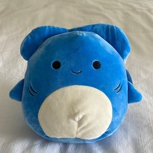 Rocket 8” Squishmallow.